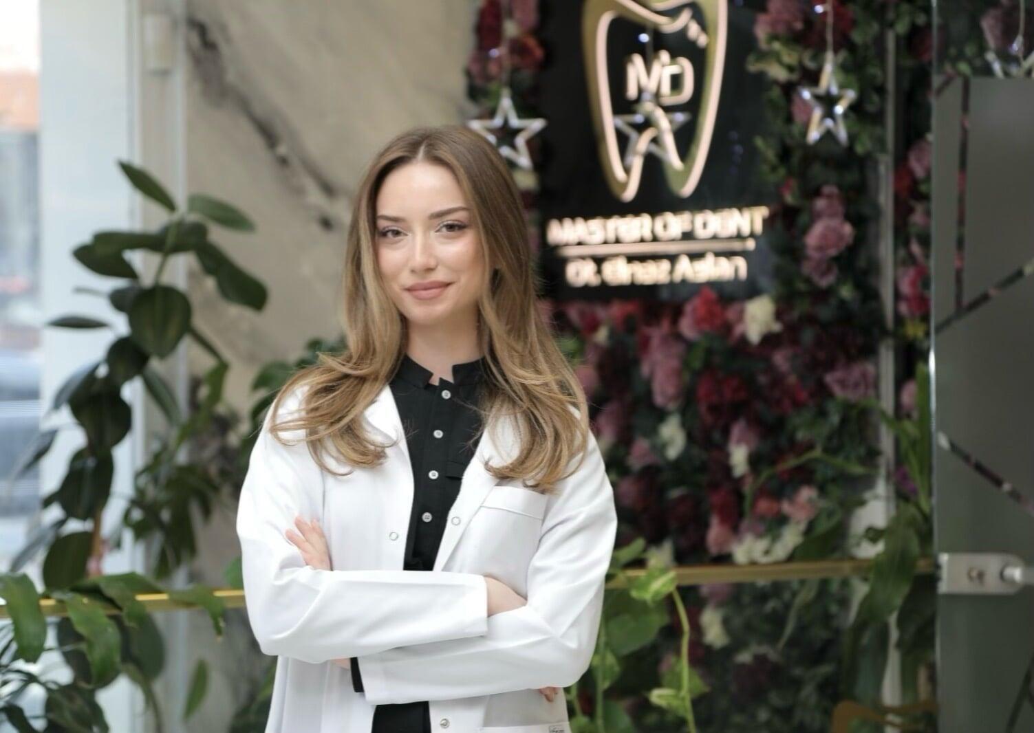 Portrait of Dr. Alara Tüzün expert in smile makeovers and cosmetic dentistry